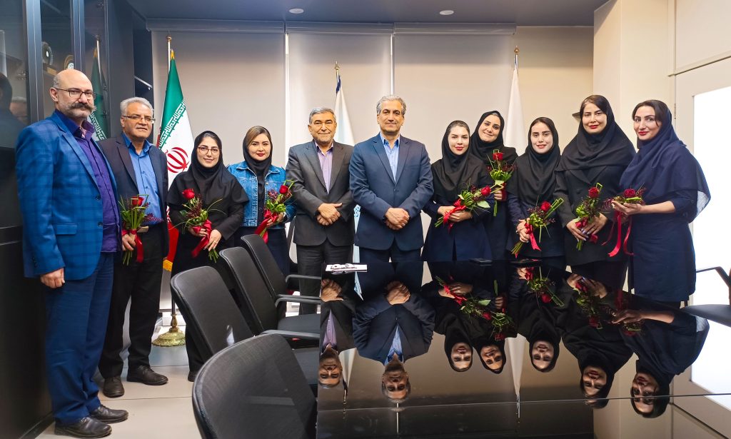 مراسم گرامیداشت ولادت حضرت فاطمه سلام‌الله علیها و روز زن برگزار شد